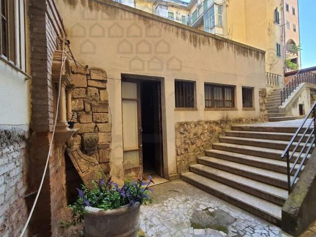 APPARTAMENTO di 2 vani e di 35 mq MESSINA rif. 2VS15902