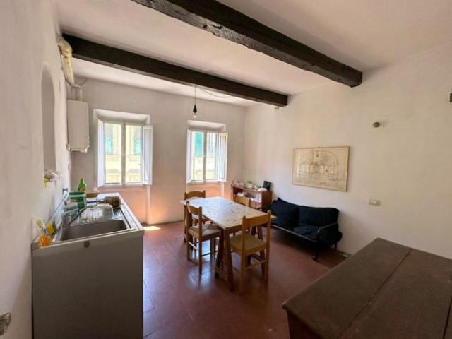 APPARTAMENTO di 2 vani e di 40 mq FIRENZE rif. A26/225