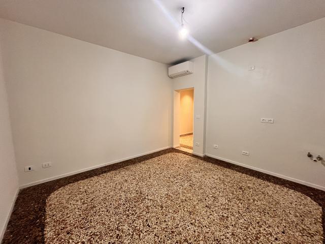 APPARTAMENTO di 2 vani e di 51 mq BOLOGNA rif. ZNL 1