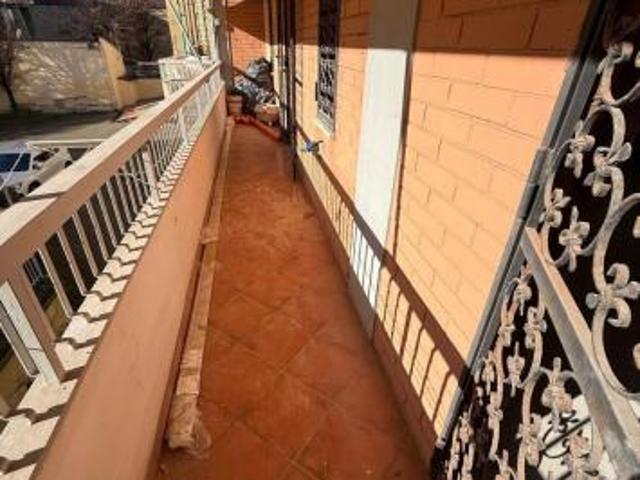 APPARTAMENTO di 2 vani e di 60 mq FIRENZE rif. 1/213