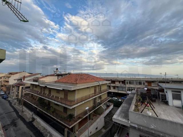 APPARTAMENTO di 2 vani e di 60 mq MESSINA rif. 2vs17542