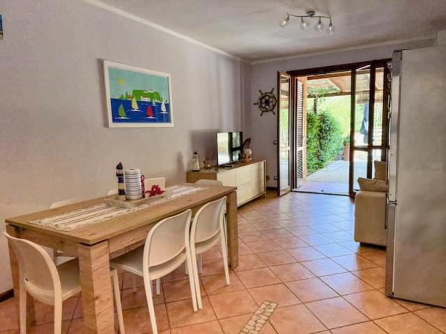 APPARTAMENTO di 2 vani e di 65 mq PORTO AZZURRO rif. 120_1