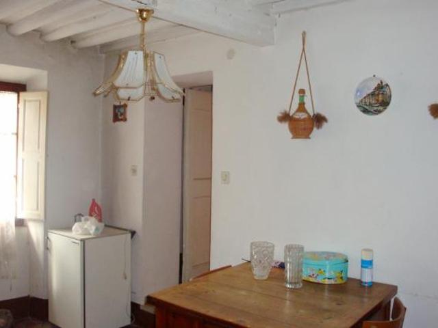 APPARTAMENTO di 7 vani e di 140 mq MONTAIONE rif. M 31