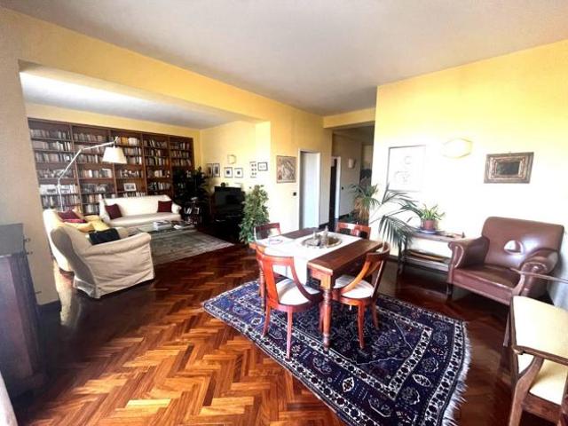 APPARTAMENTO di 7 vani e di 205 mq FIRENZE rif. L1357_5
