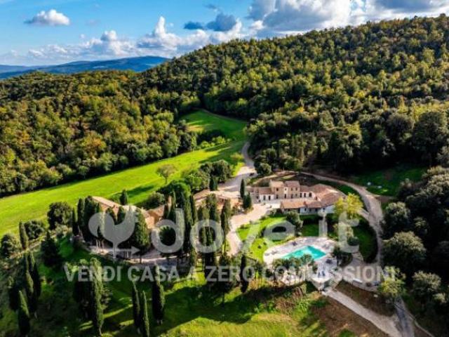 Appartamento di 40 m con 1 locale in vendita a Casole d'Elsa