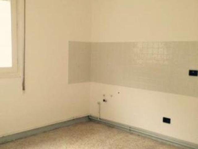 Appartamento di 45 m con 2 locali in affitto a Caino