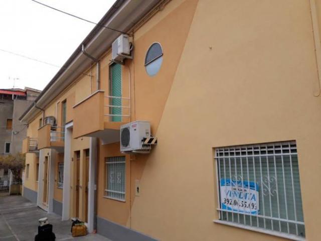 Appartamento di 40 m con 2 locali in affitto a Spotorno