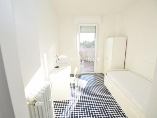 APPARTAMENTO di 4 vani e di 110 mq CASTELFRANCO VENETO rif. SW174