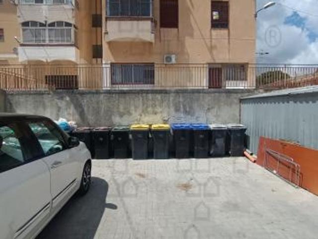 APPARTAMENTO di 4 vani e di 120 mq MESSINA rif. 3VS 17796