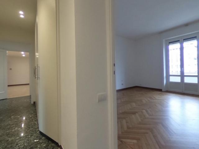 APPARTAMENTO di 4 vani e di 150 mq MILANO rif. AFFITTASI QUADRILOCALE V.LE B.MARIA