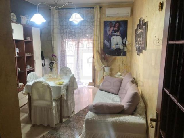 APPARTAMENTO di 4 vani e di 70 mq MESSINA rif. 2vs16273