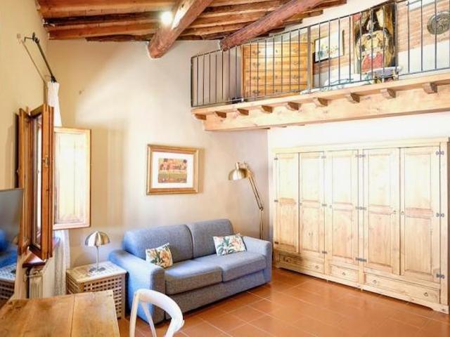 APPARTAMENTO di 4 vani e di 75 mq FIRENZE rif. D114_3
