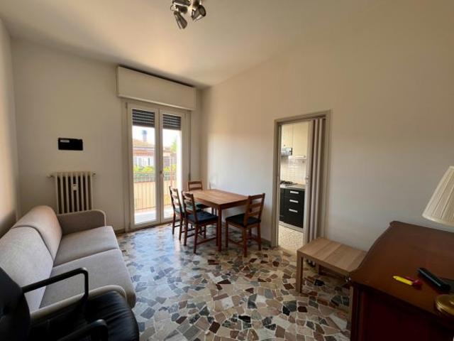 APPARTAMENTO di 4 vani e di 80 mq BOLOGNA rif. TRV 25 4