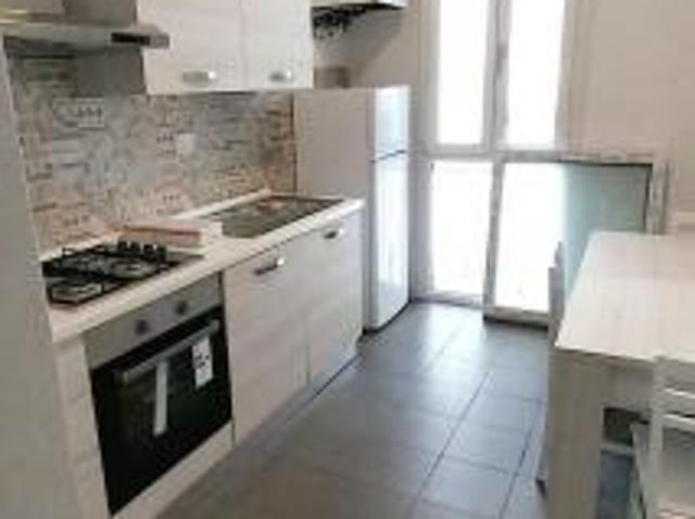 APPARTAMENTO di 4 vani e di 80 mq FIRENZE rif. AAJ354