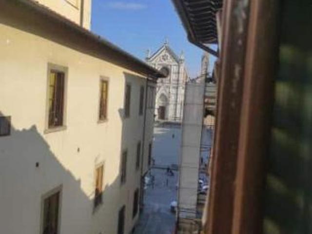 APPARTAMENTO di 4 vani e di 85 mq FIRENZE rif. AAJ355