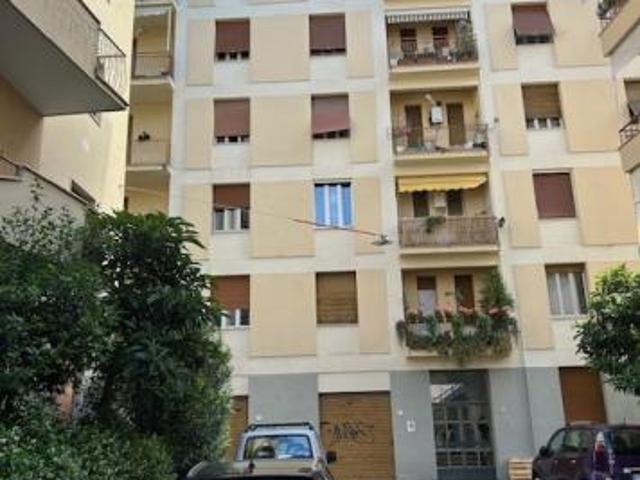 APPARTAMENTO di 4 vani e di 90 mq AREZZO rif. 4069