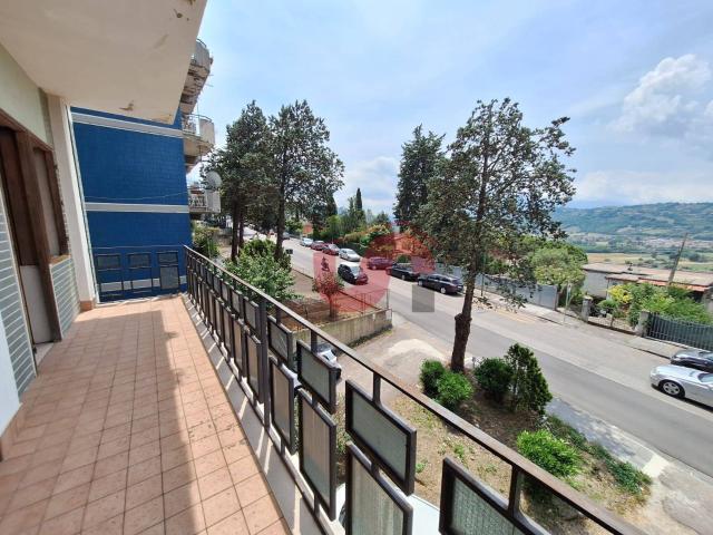 APPARTAMENTO + DI 4 LOCALI in affitto a Benevento, Mellusi
