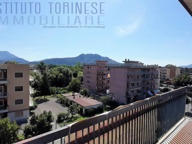 APPARTAMENTO + DI 4 LOCALI in affitto a Cassino