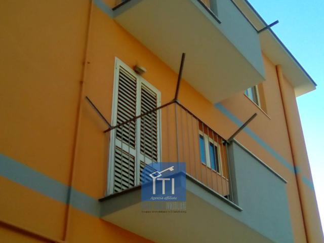 APPARTAMENTO + DI 4 LOCALI in vendita a Sant'Antimo