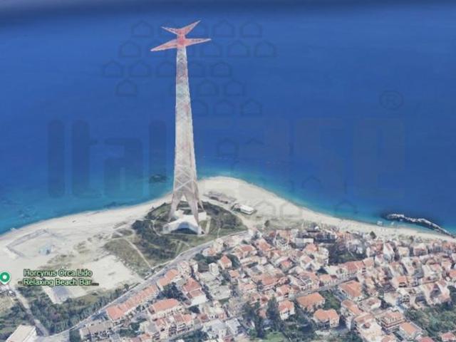 APPARTAMENTO di 5 vani e di 130 mq MESSINA rif. 2vs17928