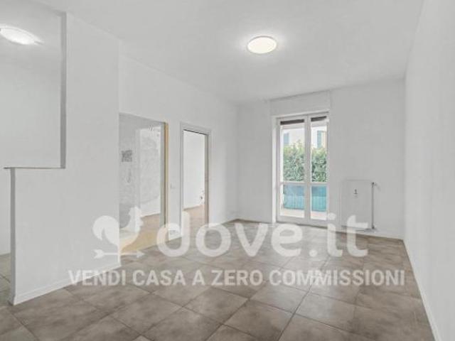 Appartamento di 65 m con 2 locali e box auto in vendita a Mozzo