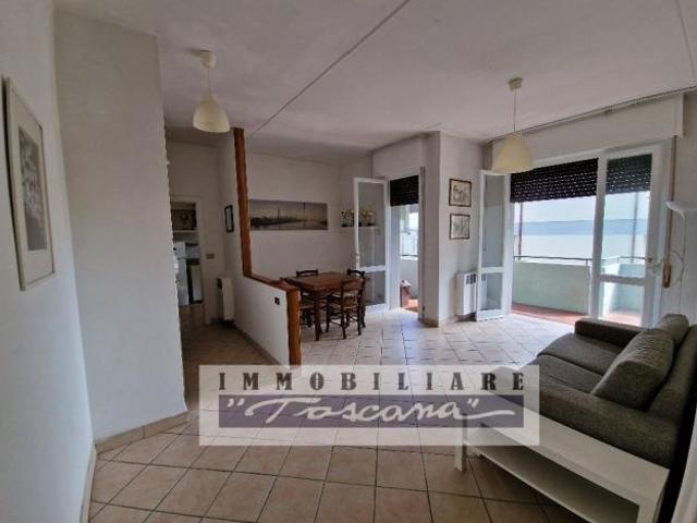 APPARTAMENTO di 6 vani e di 100 mq VIAREGGIO viareggio rif. 1020