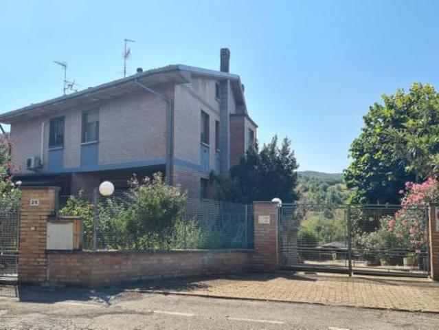 APPARTAMENTO di 6 vani e di 250 mq MONTERENZIO Villa di Cassano rif. VC 26