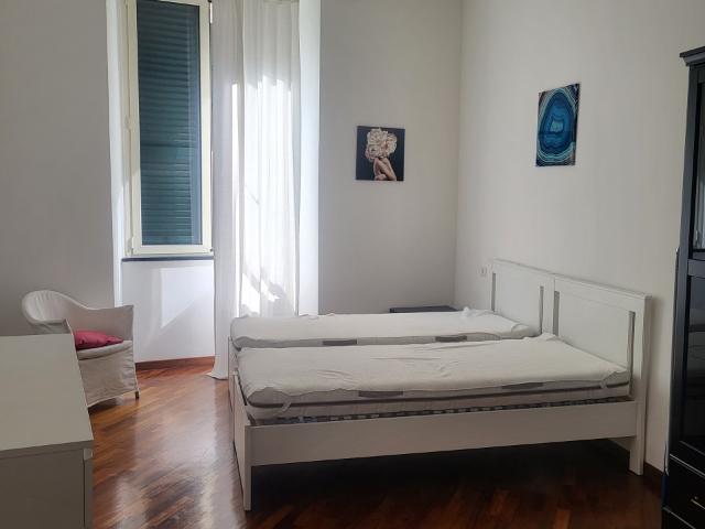 APPARTAMENTO di 6 vani e di 80 mq GENOVA CENTRO rif. 0931