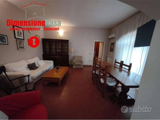Appartamento di 70 m² con 2 locali e posto auto a