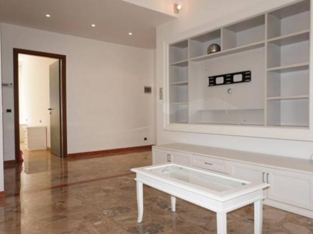 Appartamento di 70 m con 2 locali in affitto a Milano