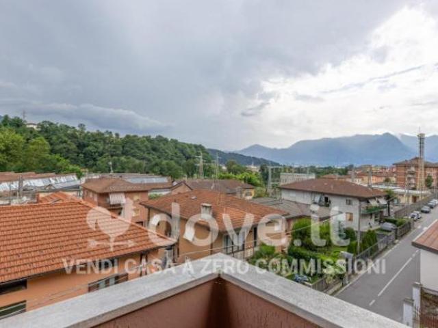 Appartamento di 70 m con 2 locali in vendita a Luino