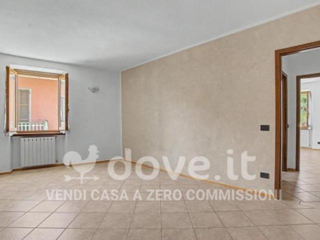 Appartamento di 75 m con 2 locali e posto auto in vendita a Cuveglio