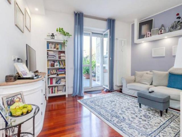 Appartamento di 77 m con 2 locali in vendita a Milano