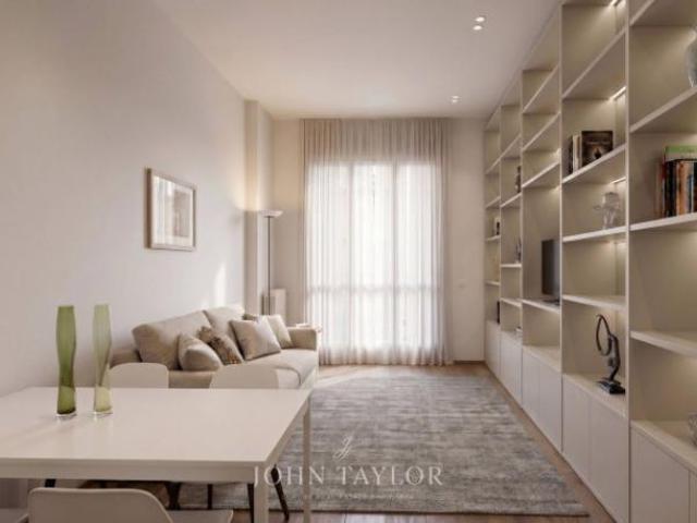 Appartamento di 78 m con 5 locali in vendita a Milano