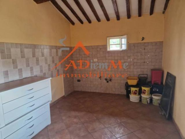 Appartamento di 80 mq a Cascina