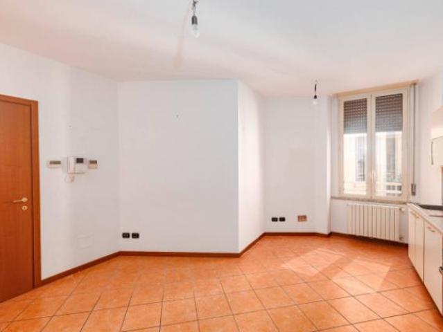 Appartamento di 81 m con 3 locali in affitto a Milano