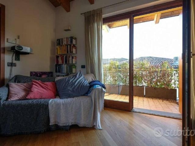 Appartamento di 82 m² con 3 locali e box auto a So