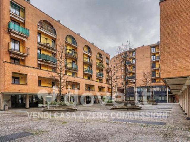 Appartamento di 85 m con 3 locali e box auto in vendita a Cantù