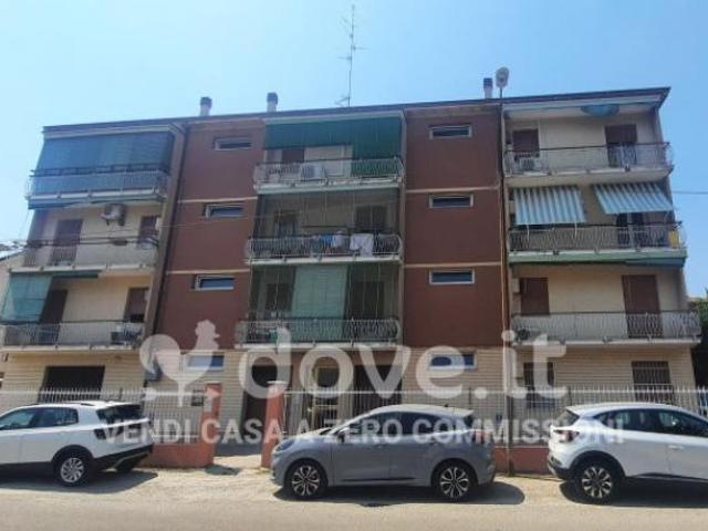 Appartamento di 85 m con 3 locali e box auto in vendita a Carpi