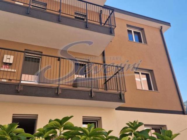 Appartamento di 85 m con 3 locali in affitto a Como