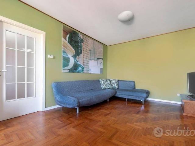Appartamento di 90 m² con 3 locali a Bologna