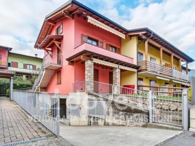 Appartamento di 90 m con 2 locali in vendita a Premolo