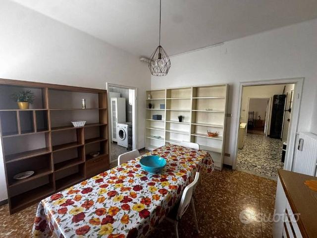 Appartamento di 90 m² con 4 locali a Bologna
