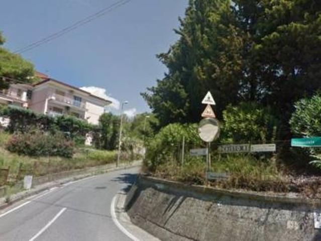 Appartamento di 93mq in Via dei Moscani a Salerno