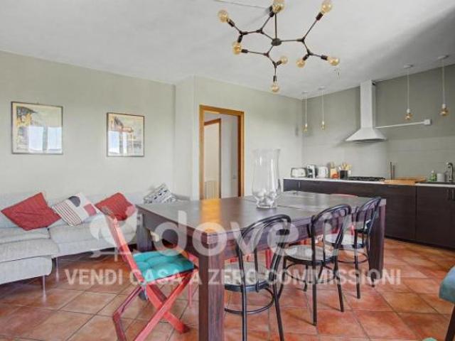 Appartamento di 94 m con 3 locali in vendita a Bardello con Malgesso e Bregano