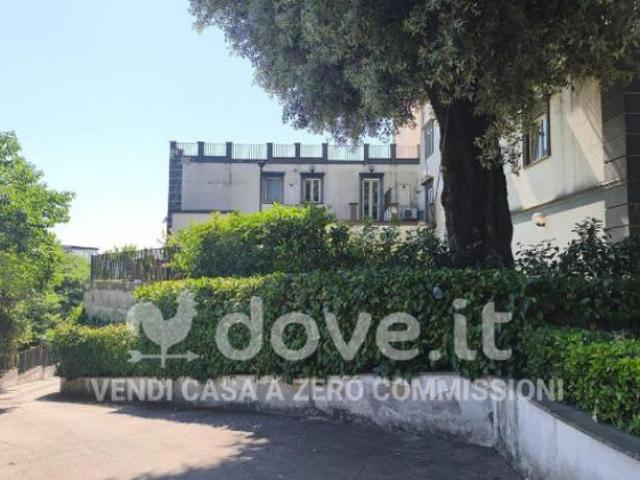 Appartamento di 95 m con 3 locali e posto auto in vendita a Napoli [rif. DV 13969]