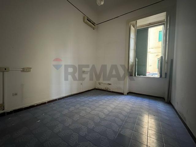 Appartamento di 98 mq a Napoli