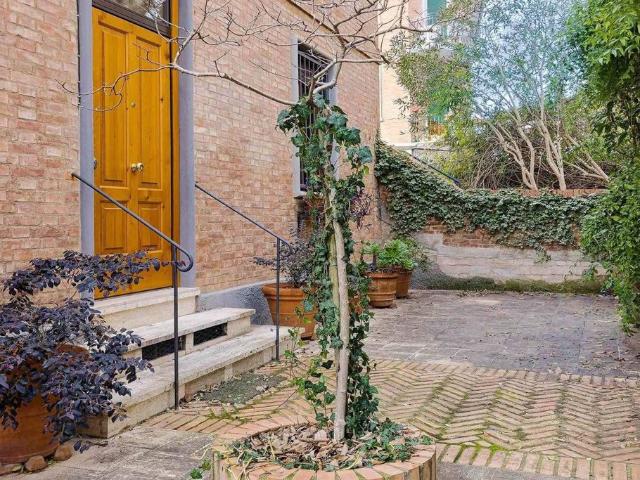 Appartamento di lusso di 107 m² in vendita Siena, Toscana