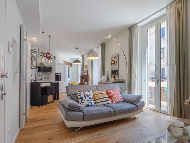 Appartamento di lusso di 125 m² in vendita Via Corio, Milano, Lombardia