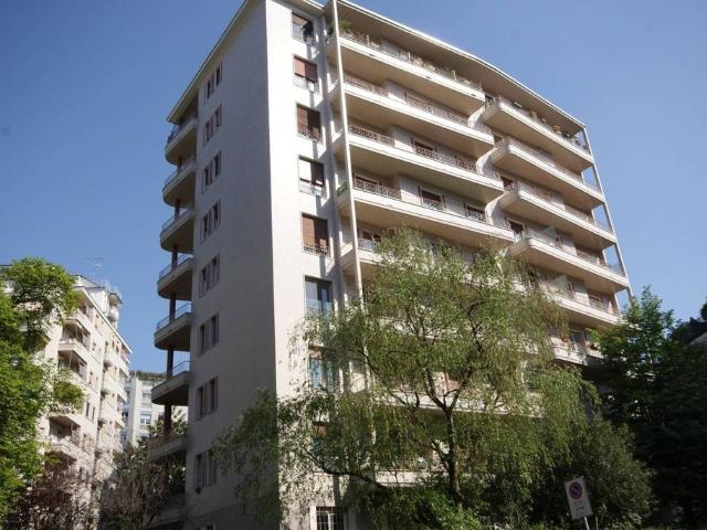 Appartamento di lusso di 135 m² in vendita Via Plinio, 55, Milano, Lombardia